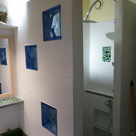 Apartment Dans Front De Avec Piscine Port Camargue
